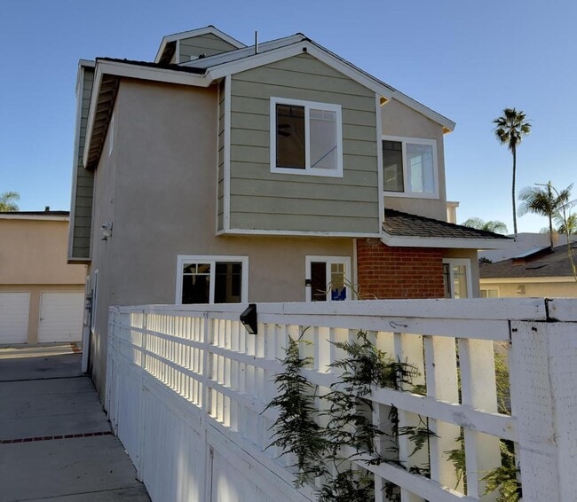 Building Photo - 731 Beryl St