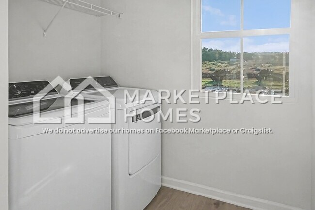 Building Photo - 4147 Hudson Ct SW