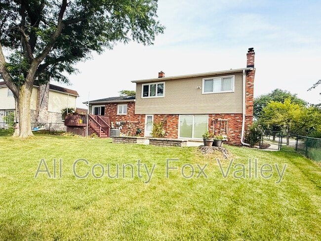 Building Photo - 21 E Appletree Ln