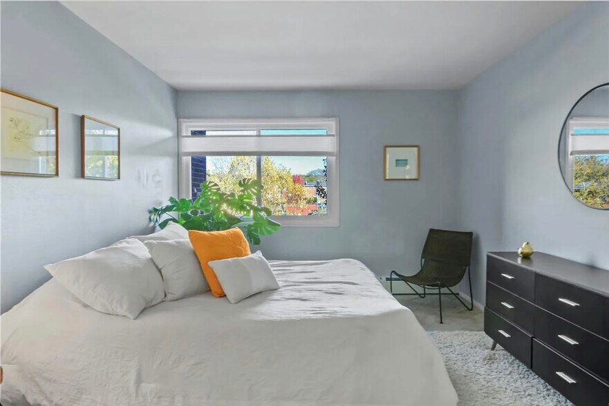 Building Photo - 2251 N Triphammer Rd