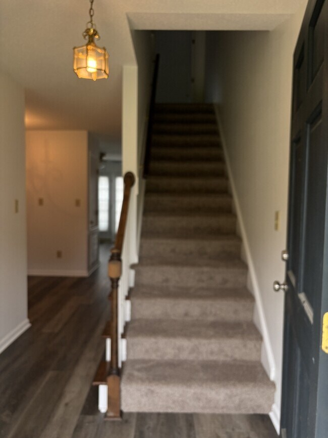 Building Photo - 207 S Lincoln St