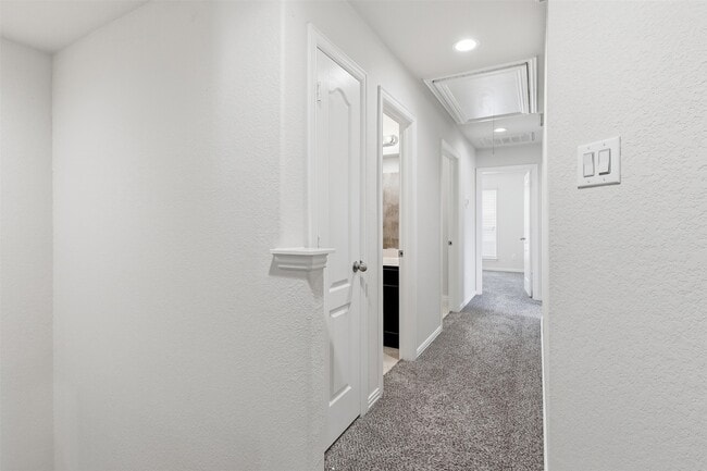 Building Photo - 5103 Dauntless Dr