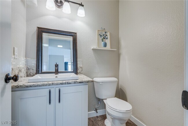 Building Photo - 2232 Chapman Hill Dr