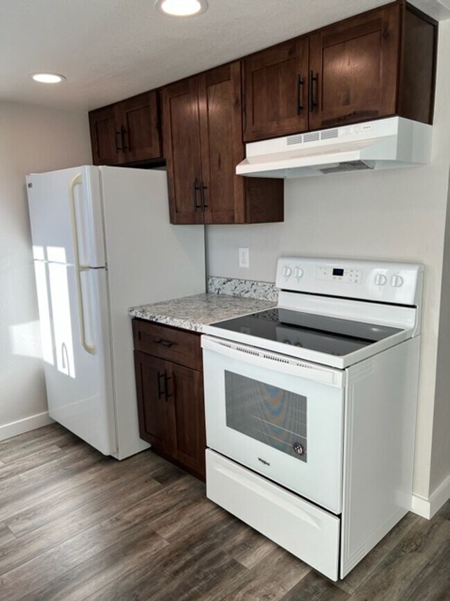 Building Photo - 1243 Soaring Eagle Dr