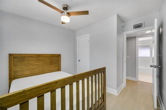 Building Photo - 1400 Poinciana Dr