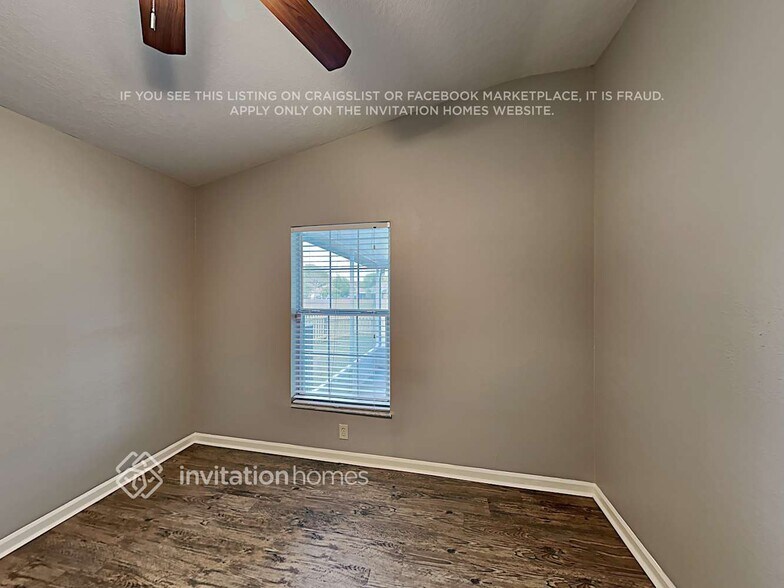 Building Photo - 10418 Soaring Eagle Dr