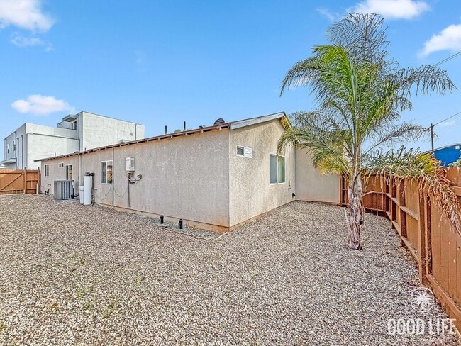 Building Photo - Charming 3BD/2BA House in Imperial Beach W/ A/C, W/D, 2-Car Garage, & Grass Backyard!