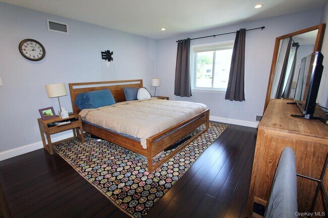 Building Photo - 83 Executive Dr