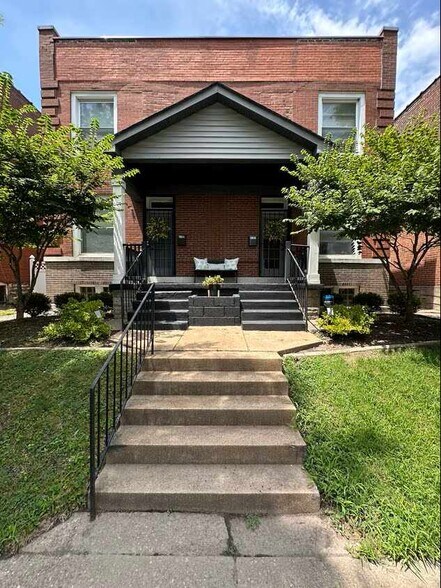 Primary Photo - 3169 Portis Ave