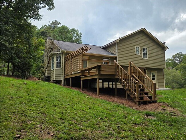 Building Photo - 570 Remington Ln