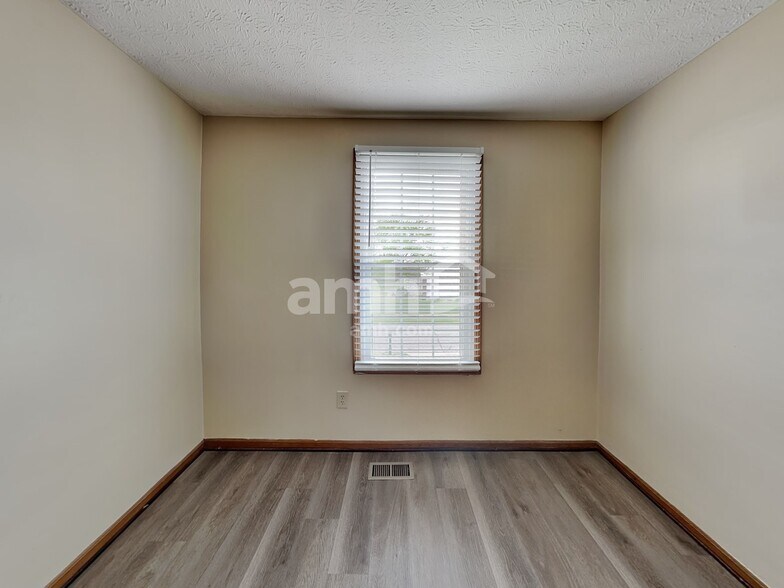 Building Photo - 5712 Danmar Dr