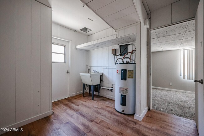 Building Photo - 3510 S Juniper St