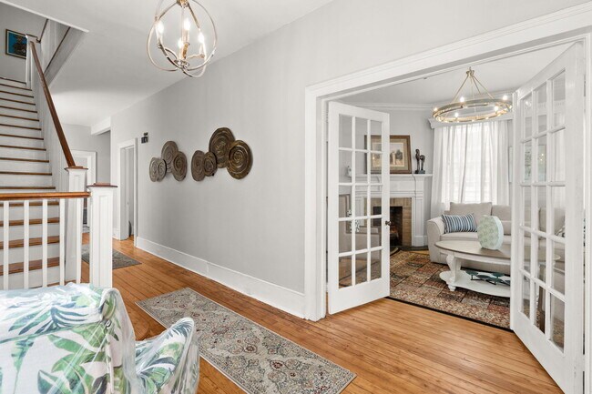 Building Photo - 335 Ashley Ave