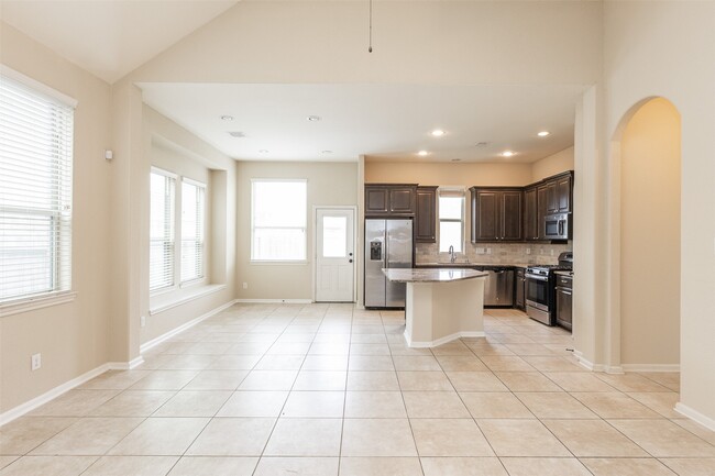 Building Photo - 24943 Blue Mountain Park Ln