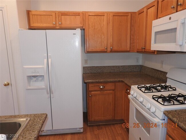 Building Photo - 3732 Stowe Creek Ave