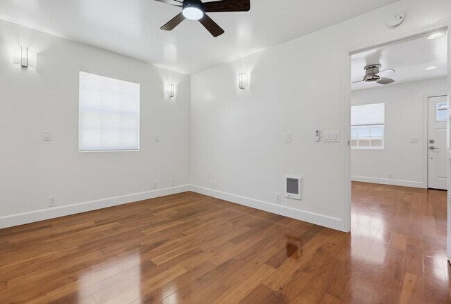 Building Photo - 1470 Rosecrans St