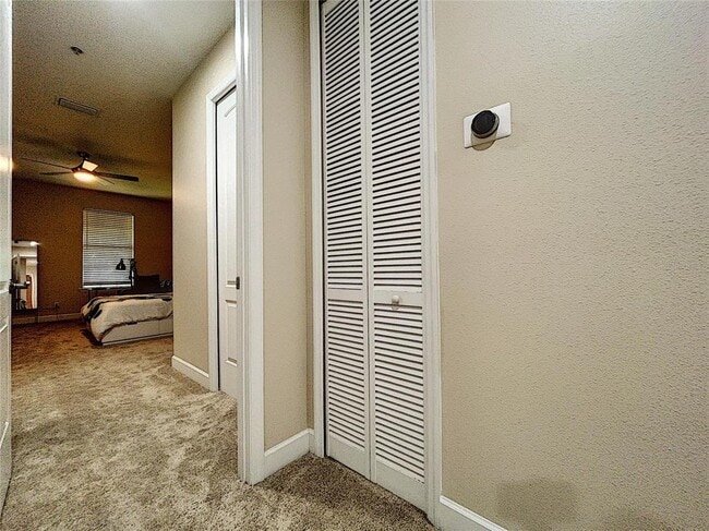 Building Photo - 3210 W Horatio St