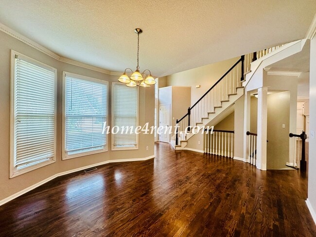 Building Photo - Blue Valley Schools, Walking Distance to Elementary School and Neighborhood Pool!
