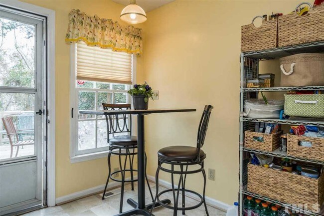 Building Photo - 1728 Kingston Heath Way