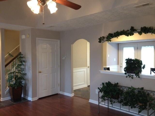 Building Photo - 720 Statesman Way