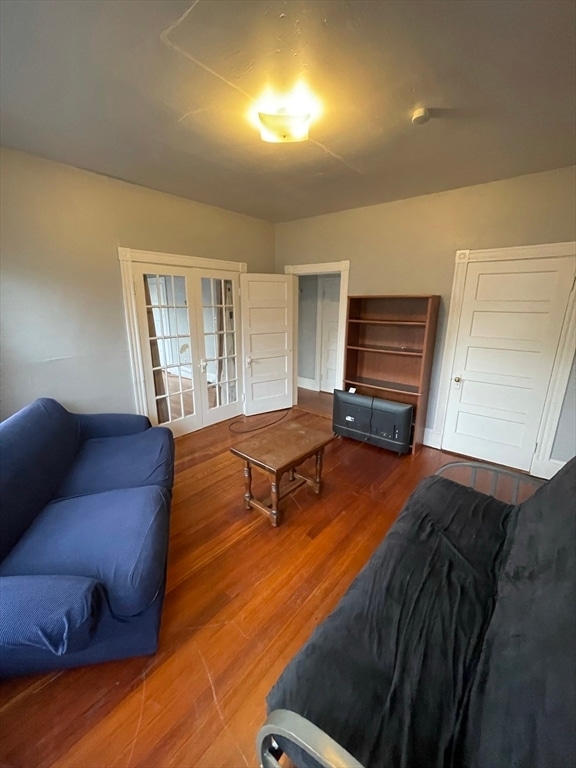 Building Photo - 165 Chestnut Ave