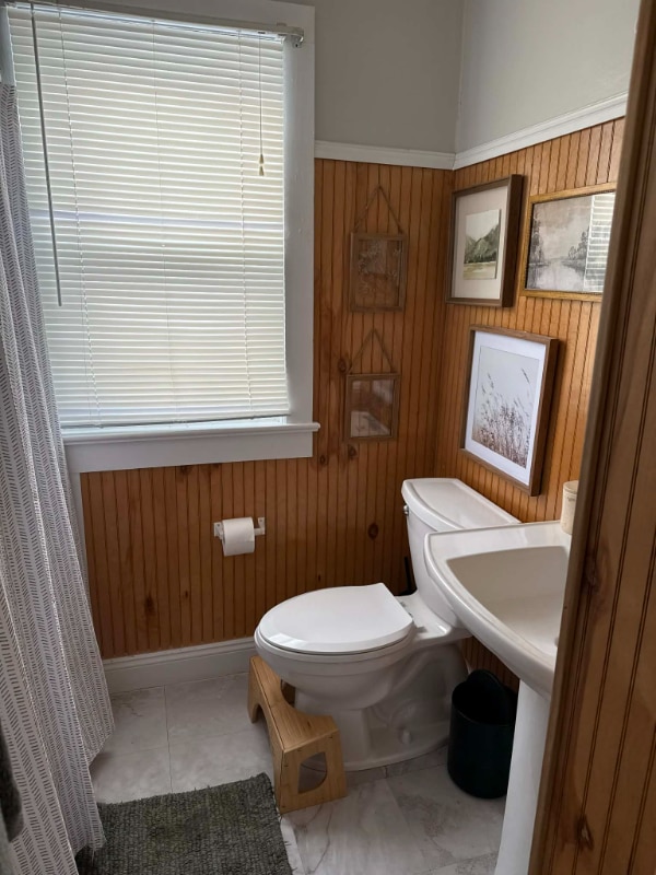 Building Photo - 215 Willow Ave