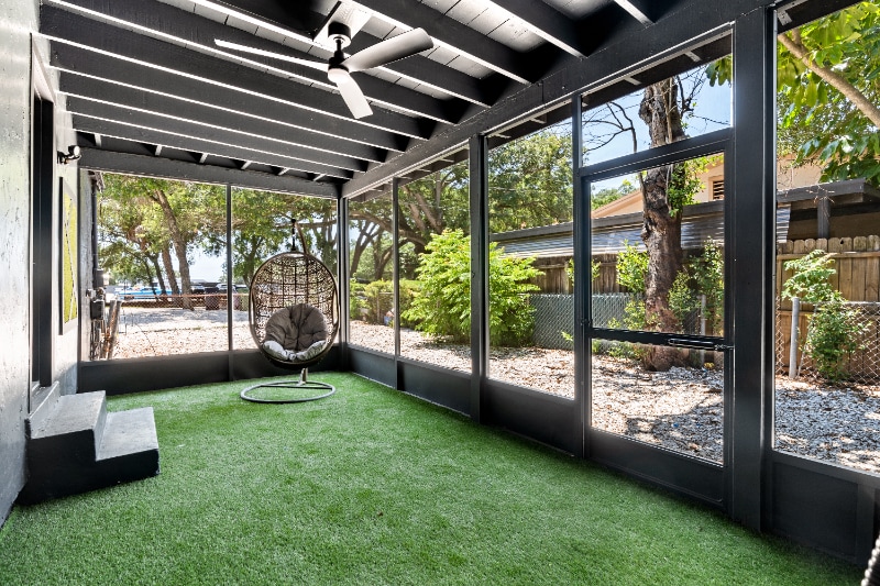 Building Photo - 4102 N Hubert Ave