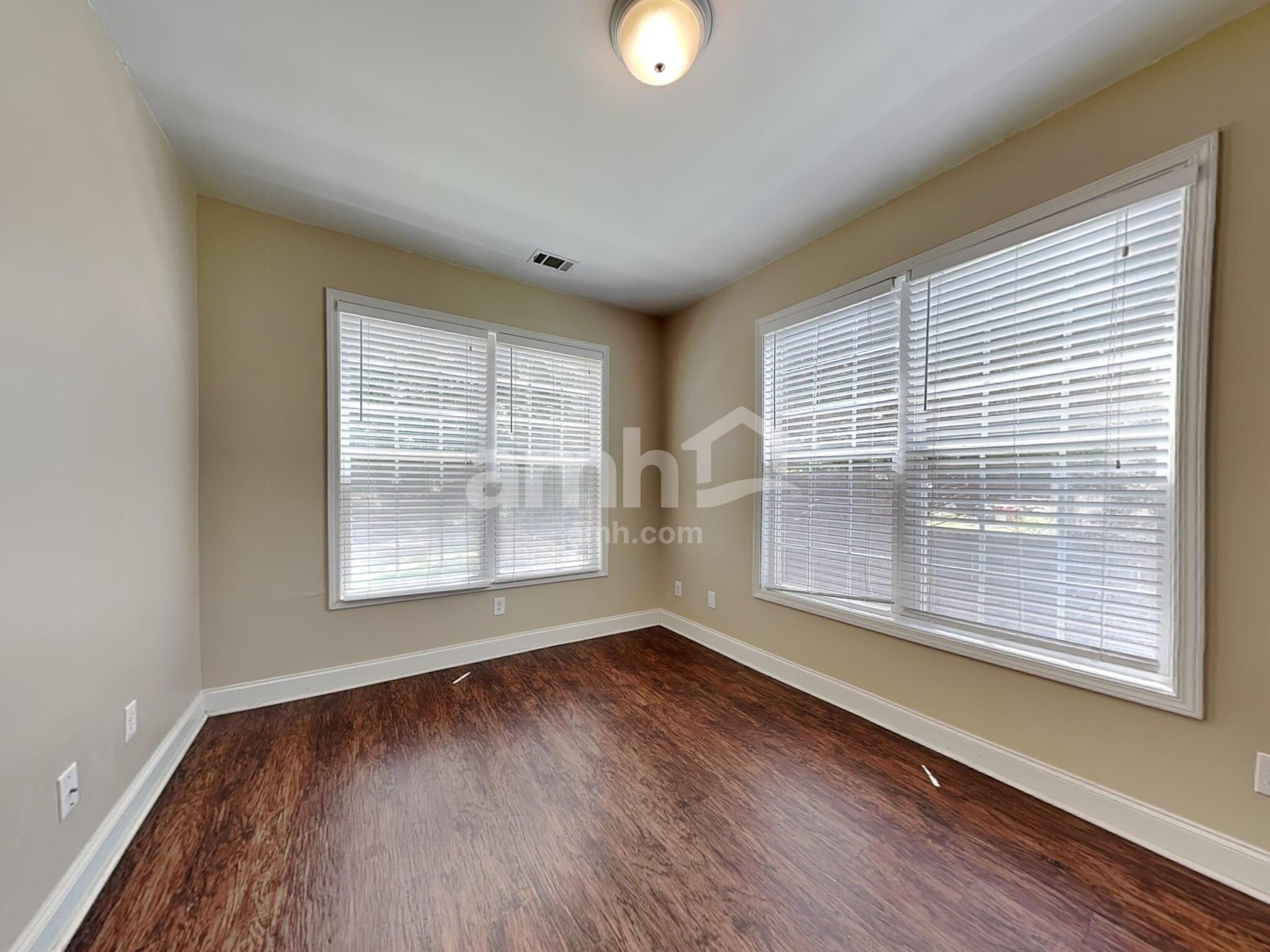 Building Photo - 82 Eagles Nest Dr