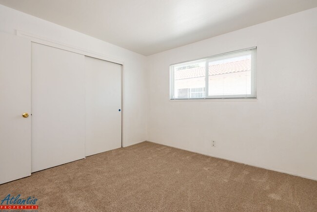 Building Photo - 1570 Quebec Ct