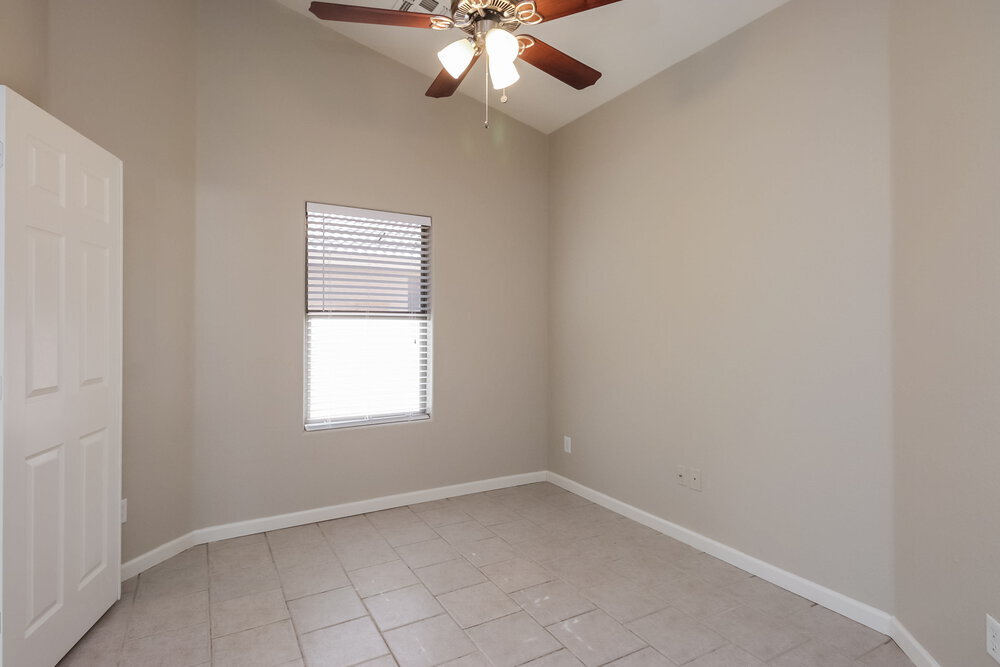 Building Photo - 3721 N 125th Dr