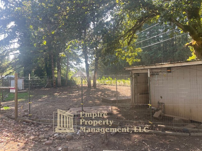 Building Photo - 93127 Marcola Rd