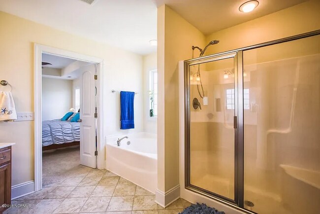 Building Photo - 5613 Onyx Ct