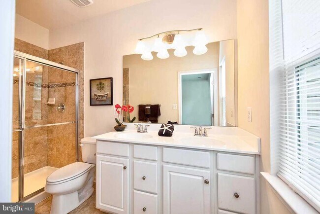 Building Photo - 2965 Galloway Pl