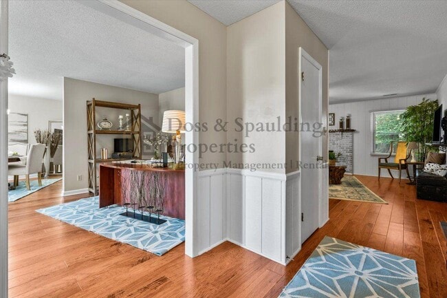 Building Photo - 1480 Spring Hill Cir