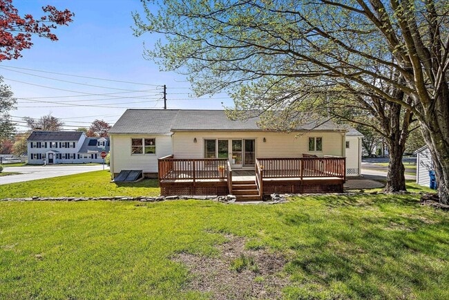 Building Photo - 111 Lexington St