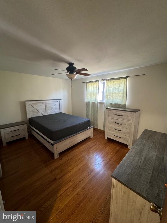 Building Photo - 172 Chapel Dr