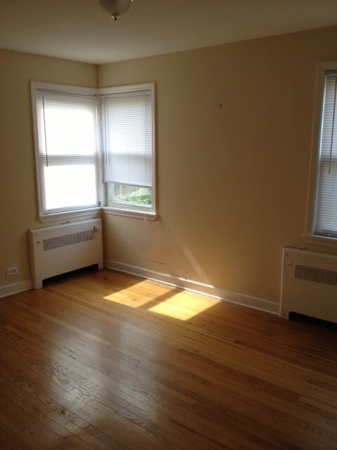 Building Photo - 1528 N Harlem Ave