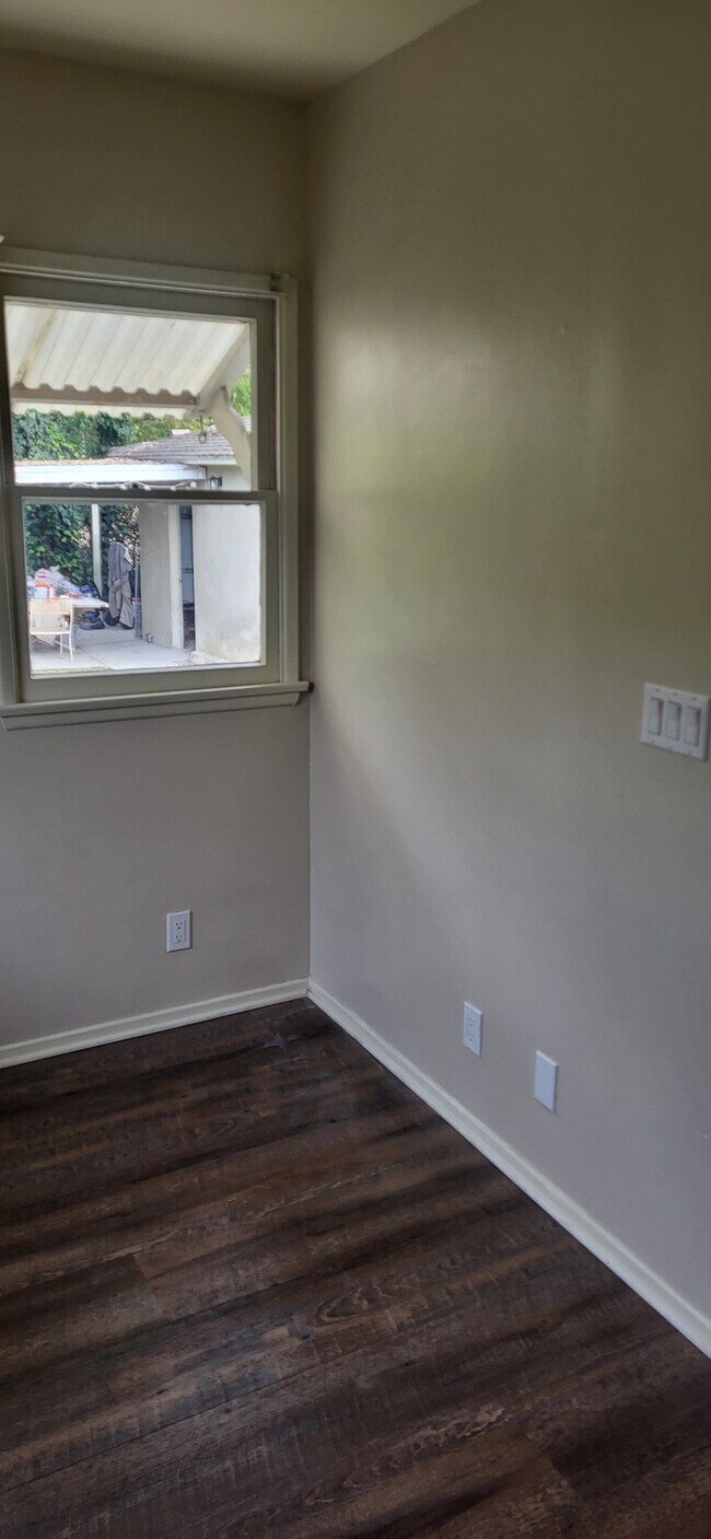 Building Photo - 154 Madeline Dr