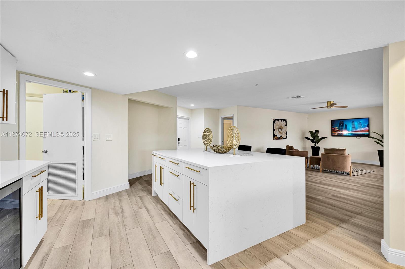 Building Photo - 5706 Guava Dr