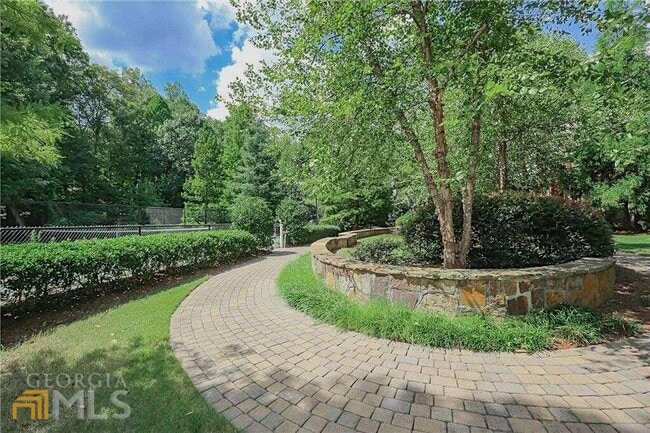 Building Photo - 1234 Westchester Ridge NE