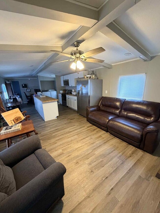 Building Photo - Shared Trailer for Rent – Webb City, MO. - Month to month LEASE!!