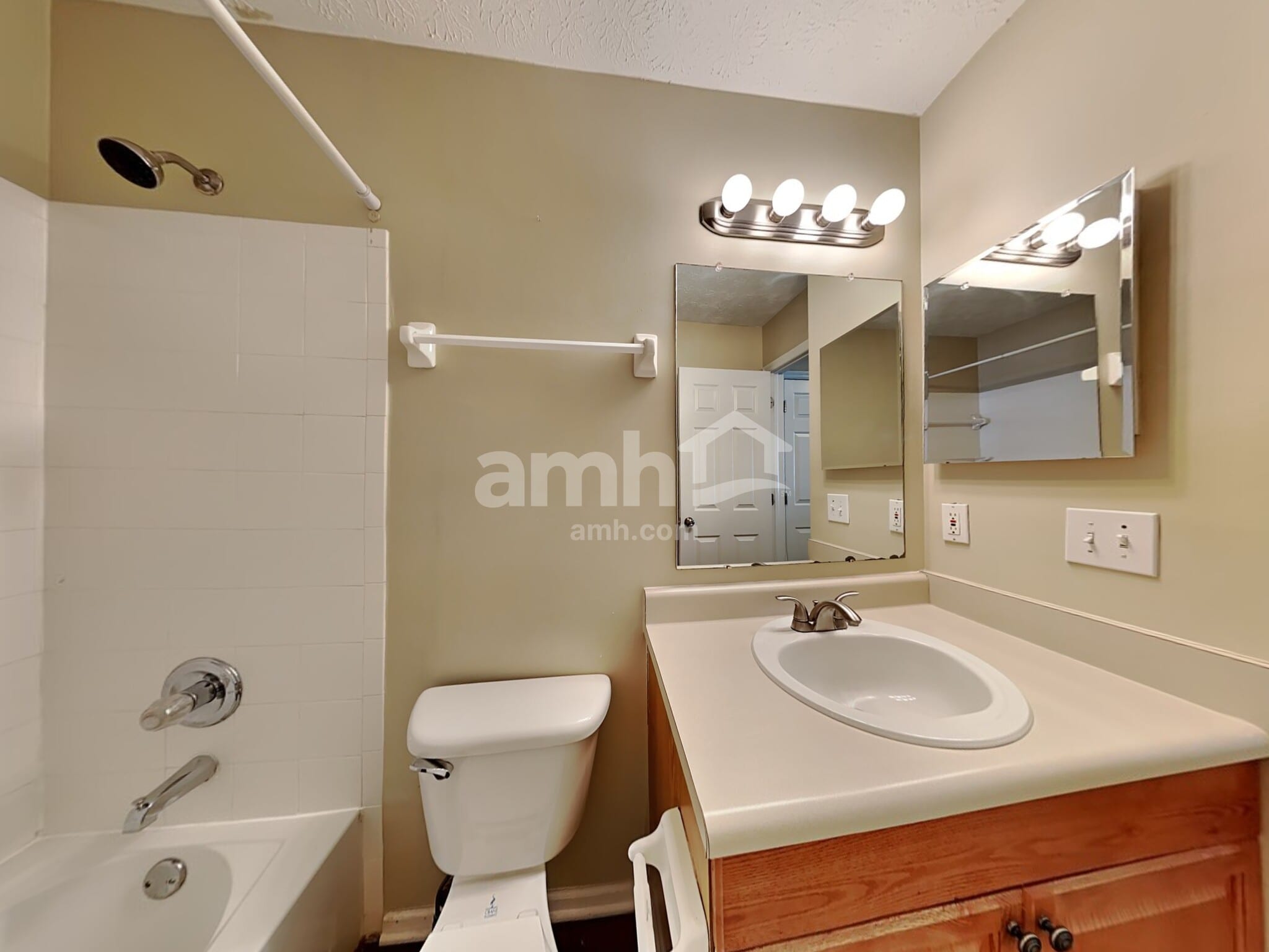 Building Photo - 191 Stonemast Loop