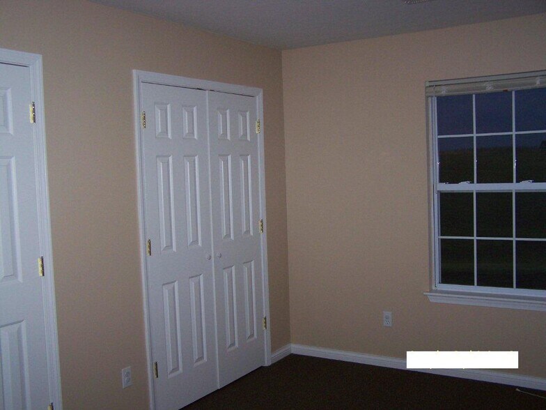 Building Photo - 123 Jessica Way