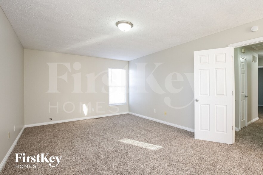 Building Photo - 511 Palmyra Dr