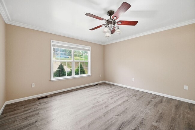 Building Photo - 28 Cherry Laurel Dr