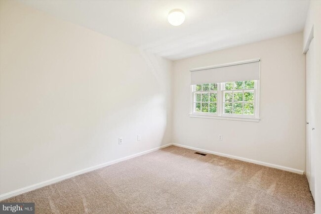 Building Photo - 8258 Cedar Landing Ct