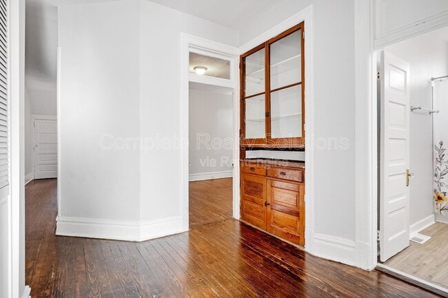 Building Photo - 4222 Cleveland Ave