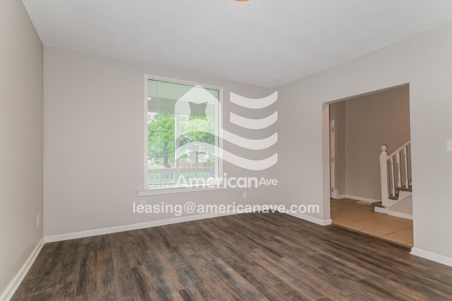 Building Photo - 6603 Crest Ave