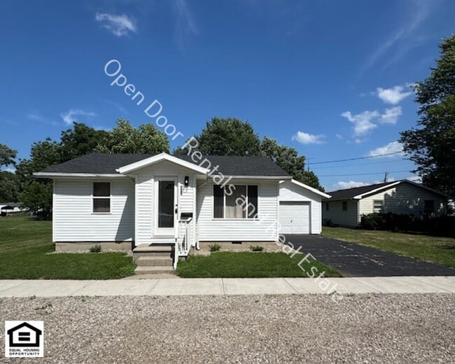 Primary Photo - Newly remodeled 2 bedroom home!