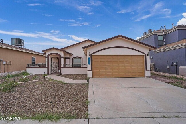 Primary Photo - 5441 Roberto Avalos Ct